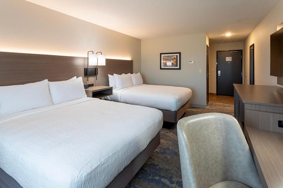 Grandstay Hotel & Suites Johnston-Des Moines, Ia Zewnętrze zdjęcie