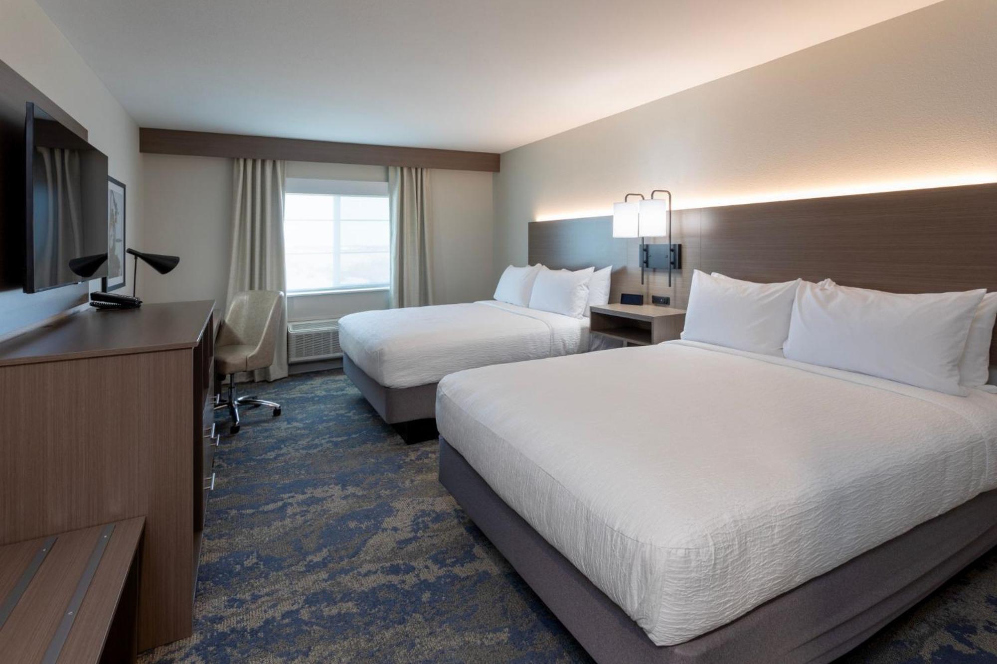 Grandstay Hotel & Suites Johnston-Des Moines, Ia Zewnętrze zdjęcie